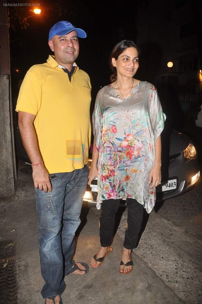 Alvira Khan, Atul Agnihotri at Dirty Picture screening in Ketnav, Mumbai on 1st Dec 2011