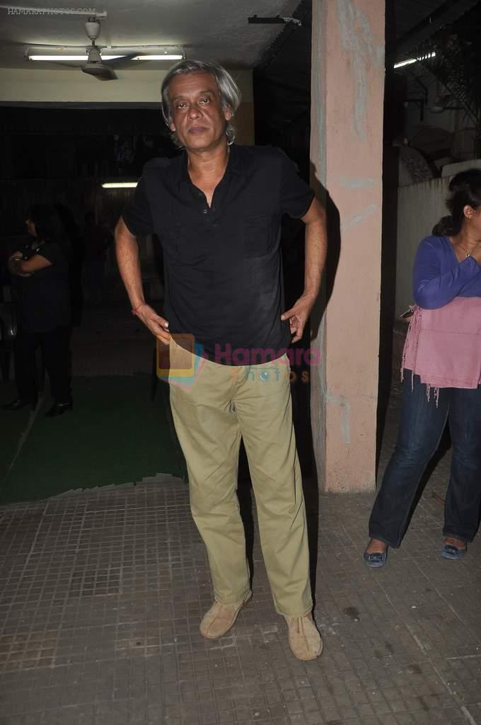 Sudhir Mishra at Dirty Picture screening in Ketnav, Mumbai on 1st Dec 2011