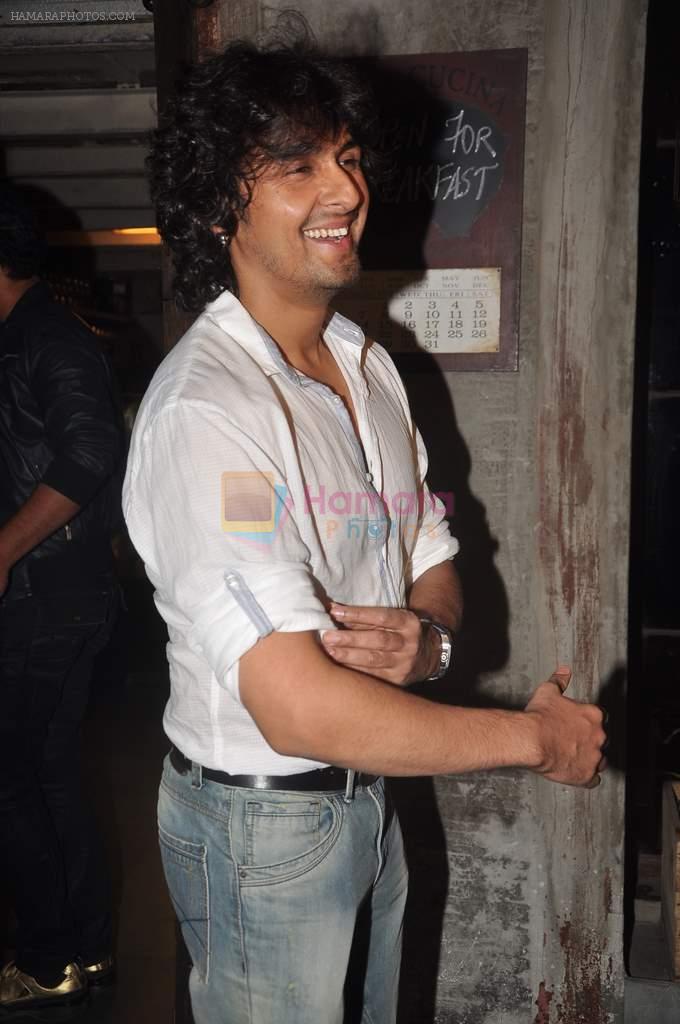 Sonu Nigam at Lanka party hosted by Maqbool Khan on 8th Dec 2011