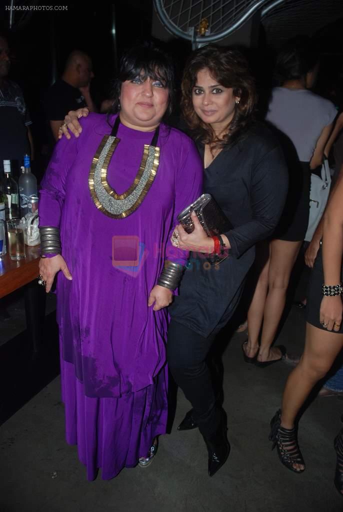 Dolly Bindra at Swaraj Kapoor Bday Bash on 12th Dec 2011