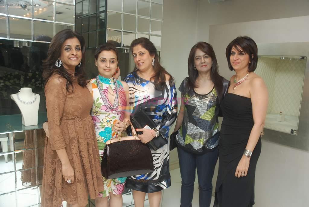 at Varun Jani's new line launch in Bandra on 15th Dec 2011