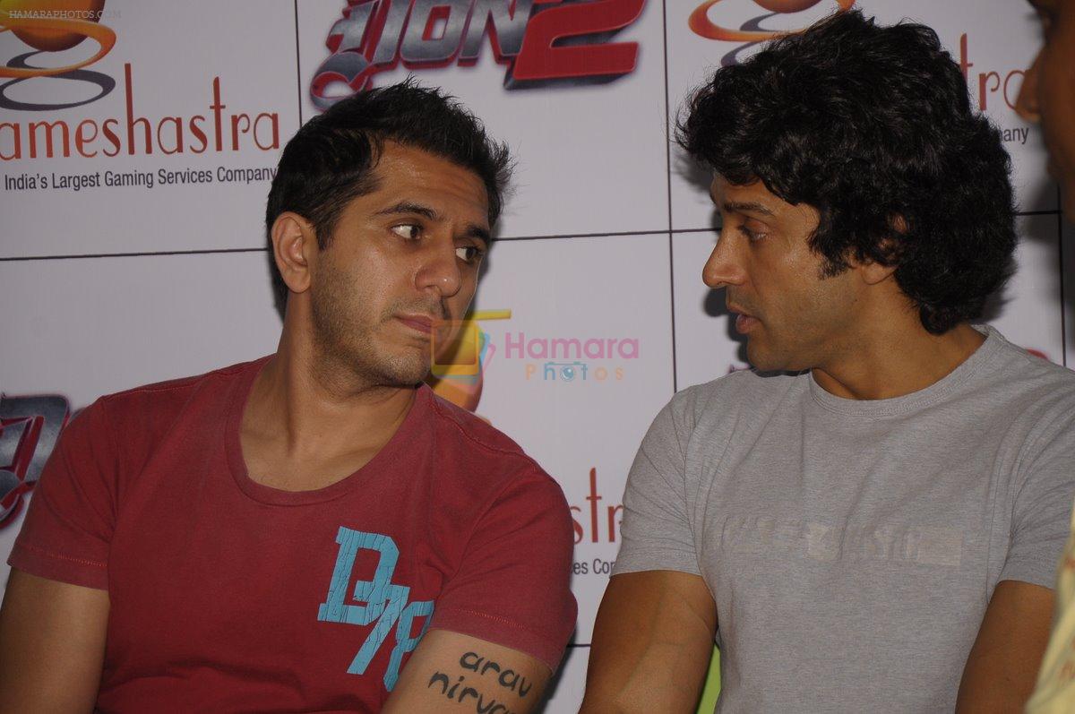 Ritesh Sidhwani, Farhan Akhtar at Don 2 Game Launch in Mumbai on 17th Dec 2011