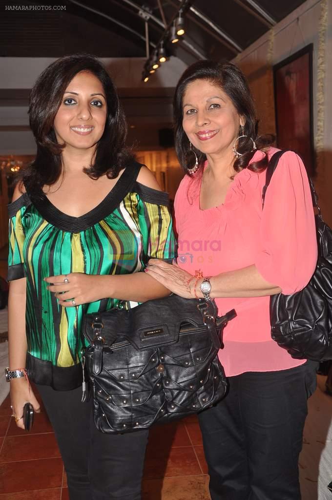 Munisha Khatwani at Lavina Hansraj furnishing launch in Mumbai on 18th Dec 2011