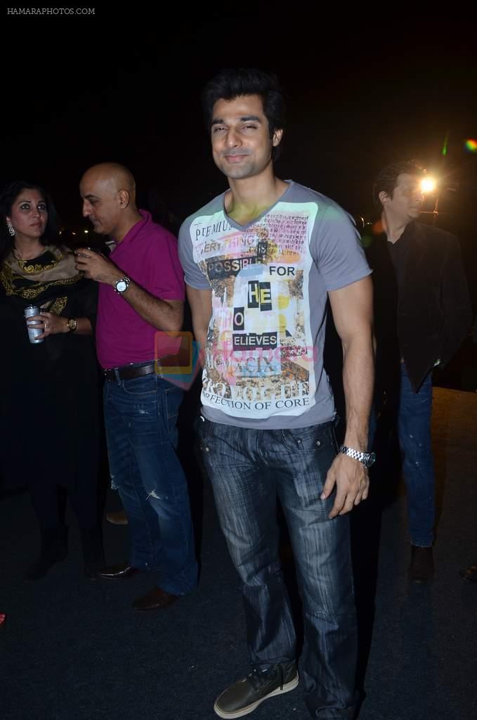 Hanif Hilal at DJ AVICII gig for Sunburn in Mahalaxmi on 18th Dec 2011