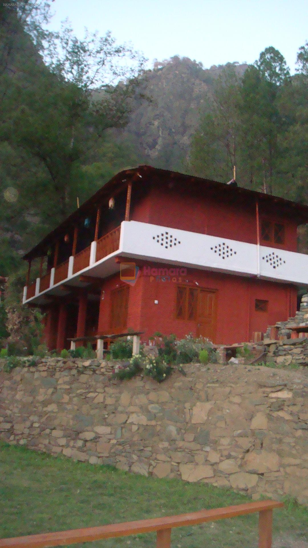 Hemant Pandey�s  resort in remote area of Nainital