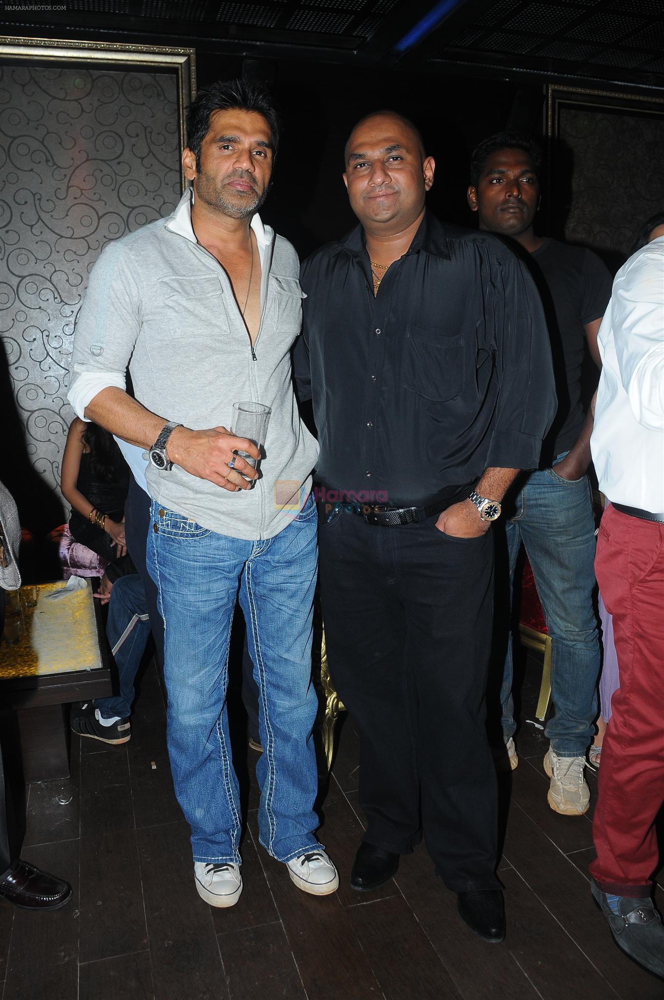 Sunil Shetty with Premal Goragandhi with film Tukkaa Fitt cast at Baraoke Lounge in Mumbai on 24th Dec 2011