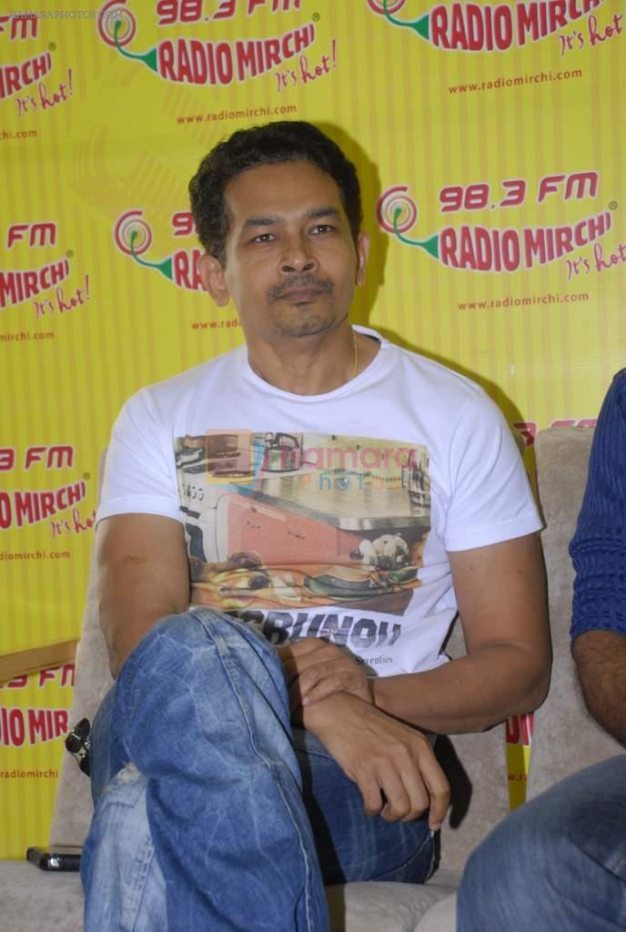Atul Kulkarni with the star cast of Chaalis Chaurasia at Radio Mirchi in Parel, Mumbai on 27th Dec 2011