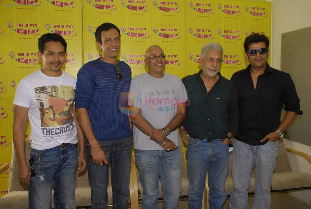 Atul Kulkarni, Naseeruddin Shah, Ravi Kishan, Kay Kay Menon with the star cast of Chaalis Chaurasia at Radio Mirchi in Parel, Mumbai on 27th Dec 2011