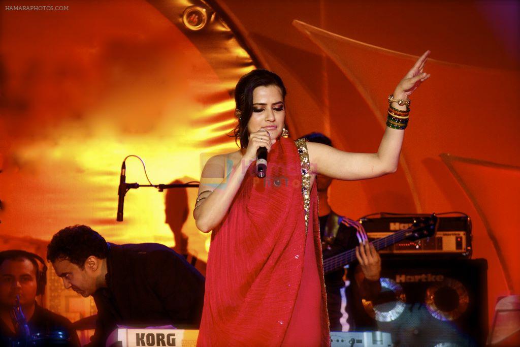 Sona Mohapatra Performs in Delhi For New Years 2012 on 4th Jan 2012