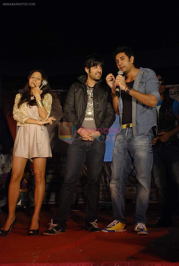 Shaurya Chauhan at SIES college fest in Sion on 6th Jan 2012