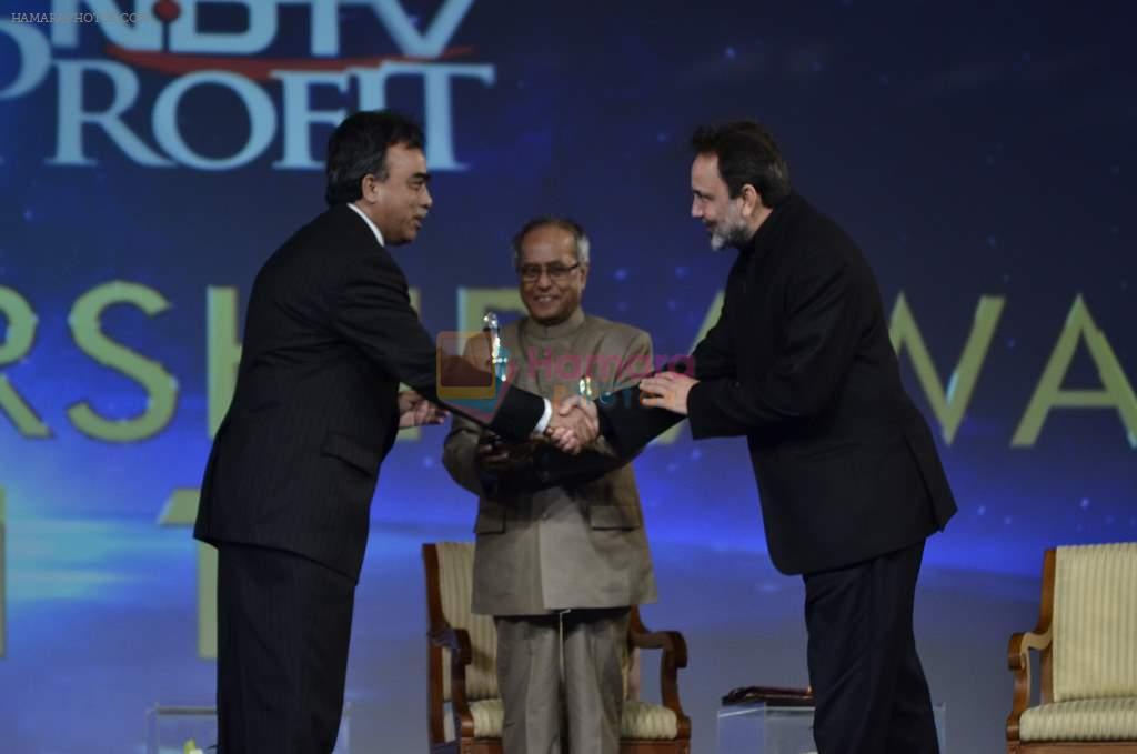 at NDTV Profit Business Leadership Award in Taj Land's End on 7th Jan 2012