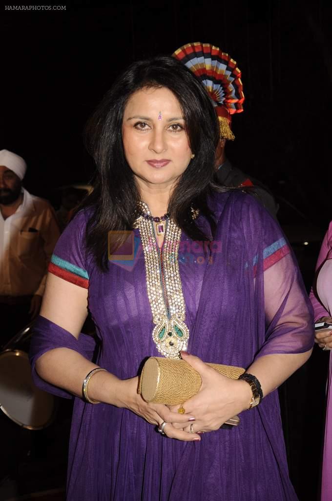 Poonam Dhillon at Kiran Bawa's Lohri festival in The Club on 11th Jan 2012
