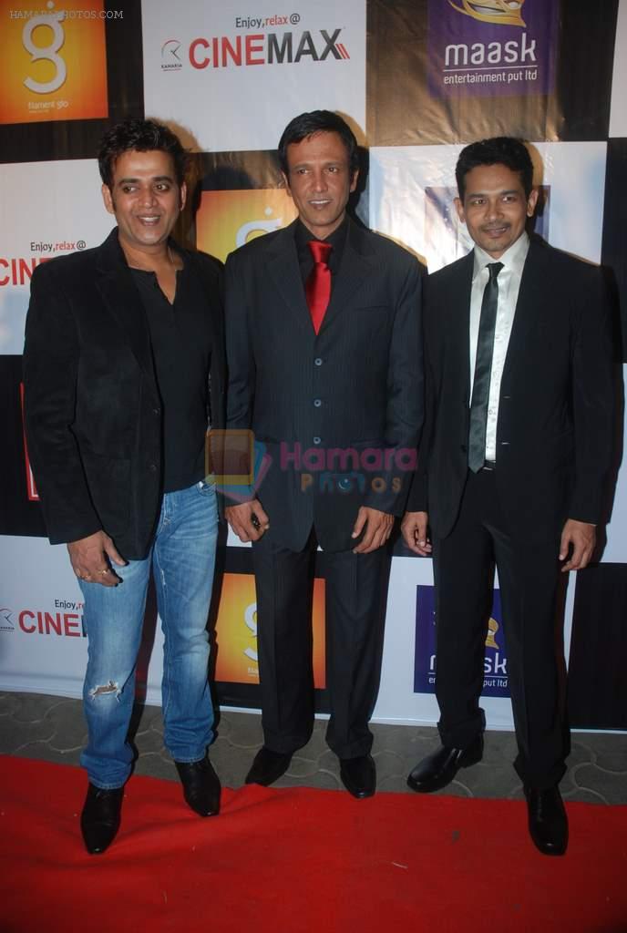 Ravi Kishan, Kay Kay Menon, Atul Kulkarni at the Premiere of Chaalis Chauraasi in Cinemax, Mumbai on 12th Jan 2012