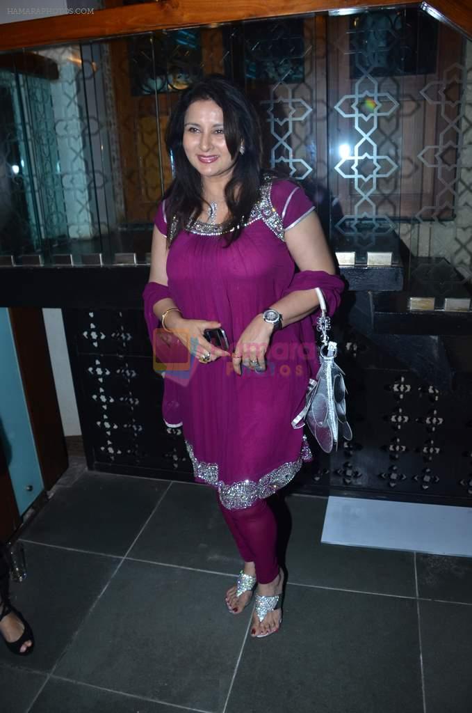 Poonam Dhillon at Captain Vinod Nair and Tulip Joshi's Army Day in Bistro Grill, Juhu on 13th Jan 2012