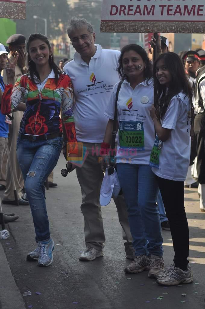 Aditya Raj Kapoor at Standard Chartered Mumbai Marathon in Mumbai on 14th Jan 2012