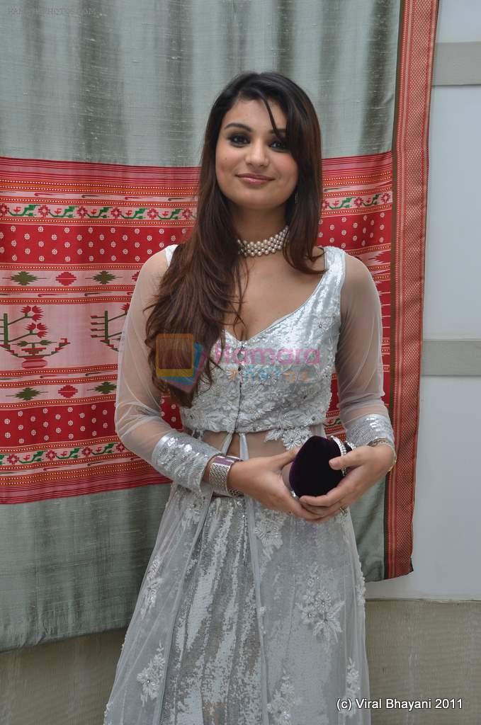 Dimpy Mahajan at Zulfi Syed's wedding reception on 15th Jan 2012