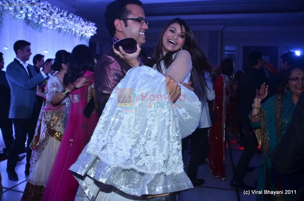 Rahul Mahajan, Dimpy Mahajan at Zulfi Syed's wedding reception on 15th Jan 2012