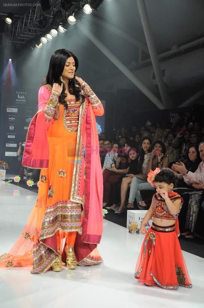 Sushmita Sen walk the ramp for Nishka Lulla Show at Kids Fashion Week day 3 on 19th Jan 2012