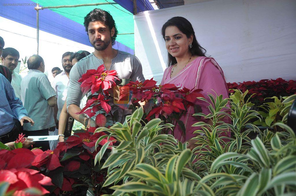Farhan Akhtar plants a tree with Shaina NC in  Mumbai on 19th Jan 2012