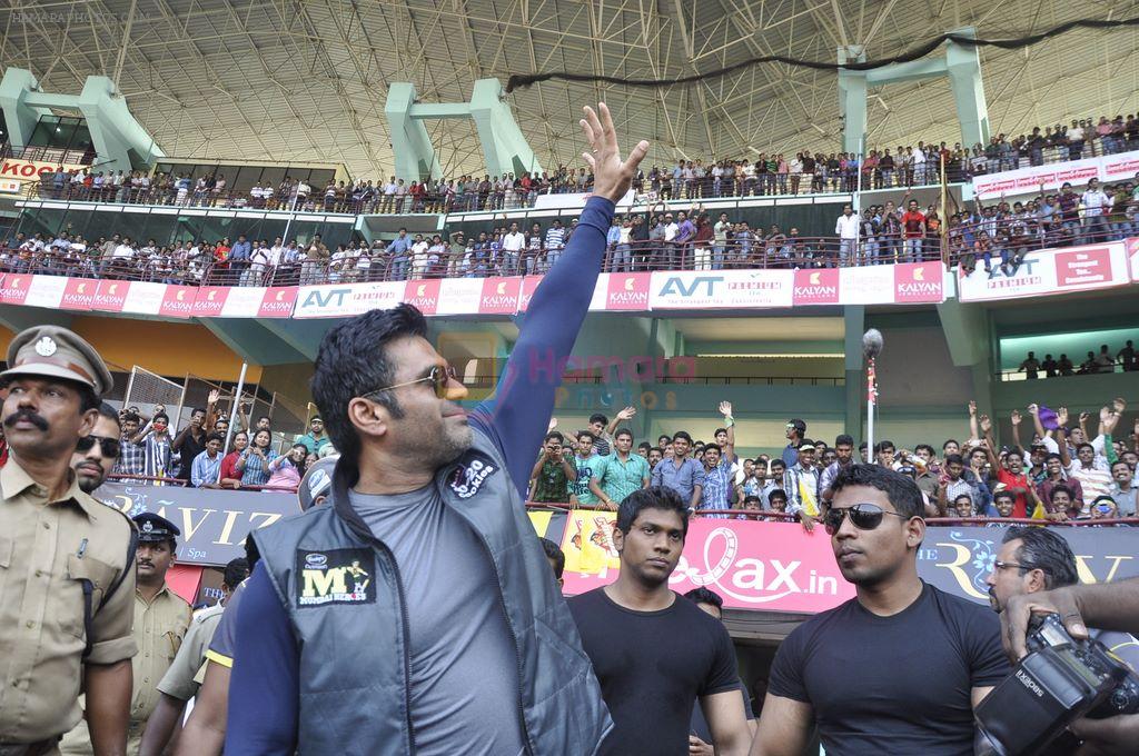 Sunil Shetty at MUmbai Heroes CCl match in Kochi on 23rd JAn 2012