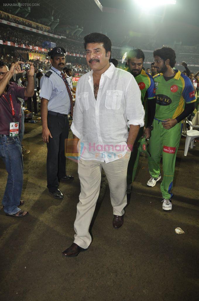 Mammootty at MUmbai Heroes CCl match in Kochi on 23rd JAn 2012