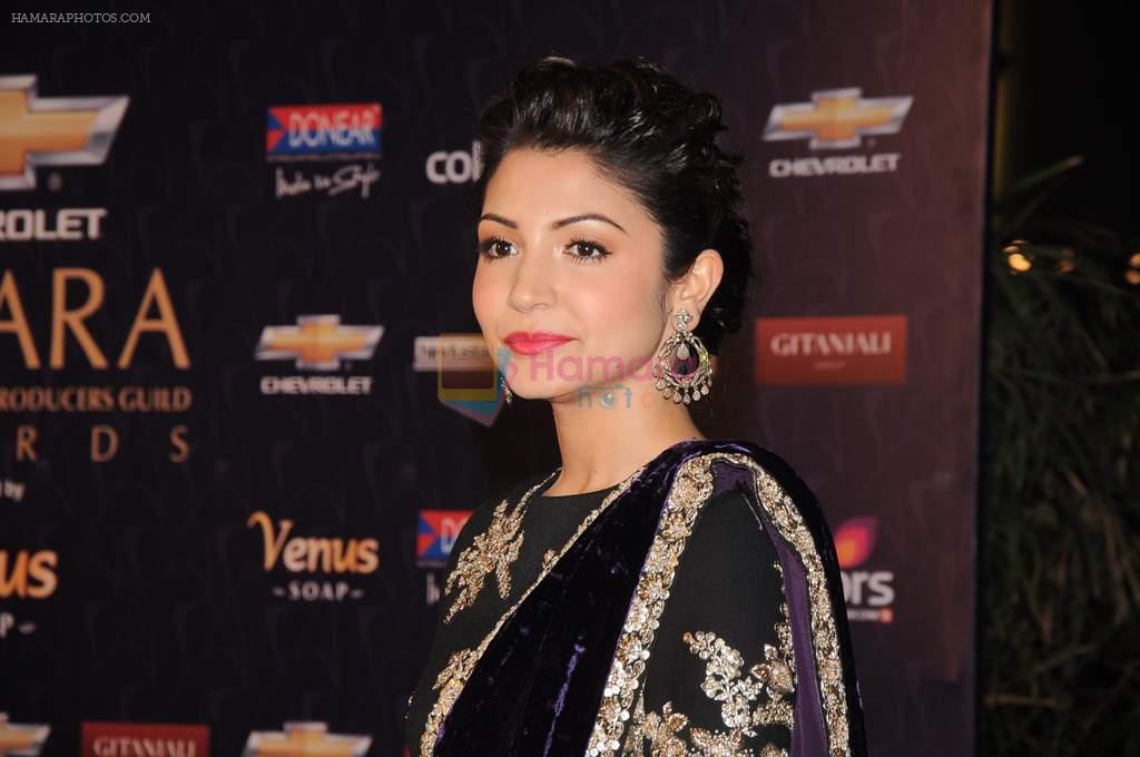 Anushka Sharma at the 7th Chevrolet Apsara Awards 2012 Red Carpet in Yashraj Studio, Mumbai on 25th Jan 2012