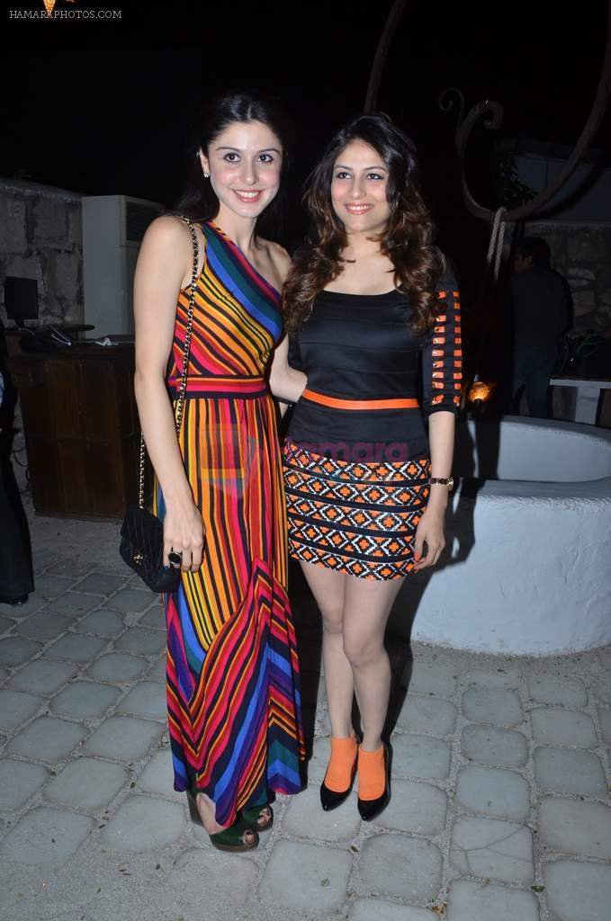 sherry shroff with shubhika sharma at the launch of ZYNG calendar in Olive on 26th Jan 2012