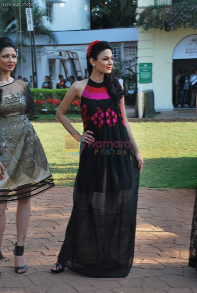 Aanchal Kumar at Designer Rahul Mishra showcases collection in Race Course on 28th Jan 2012