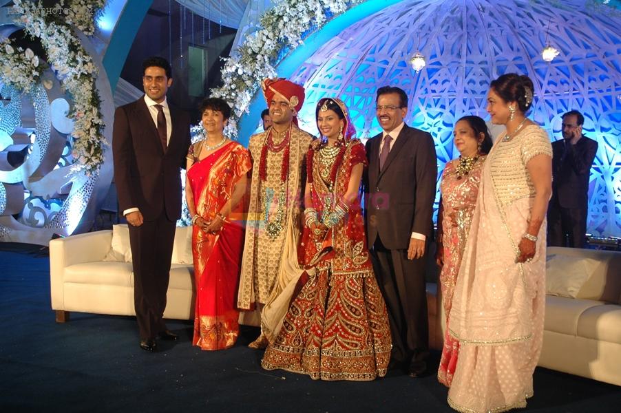 Abhishek Bachchan with Abhinav Jhunjhunwala, Prerna Sarda, Ghanshyam Sarda, Mrs Sarda and Tina Ambani at Prerna Ghanshyam Sarda's wedding to Abhinav Amitabh Jhunjhunwala in Suburban Mumbai on 2