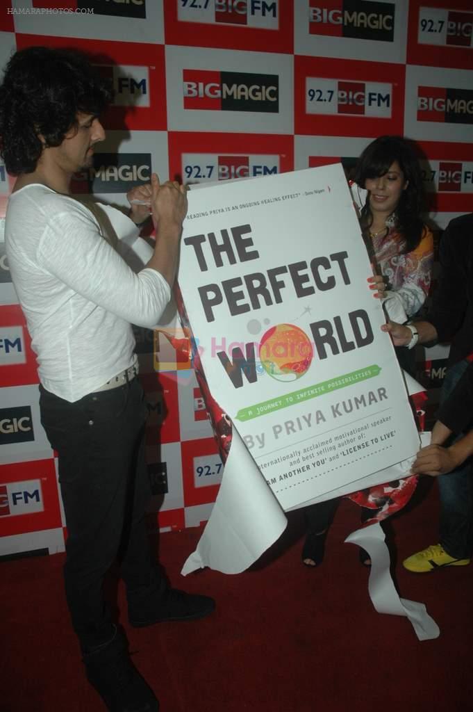 Sonu Nigam at the launch of Priya Kumar's book in Big FM on 31st Jan 2012