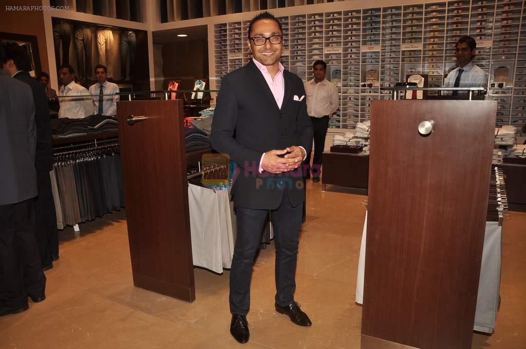 rahul bose at Raymonds new store in Warden Road on 6th Feb 2012
