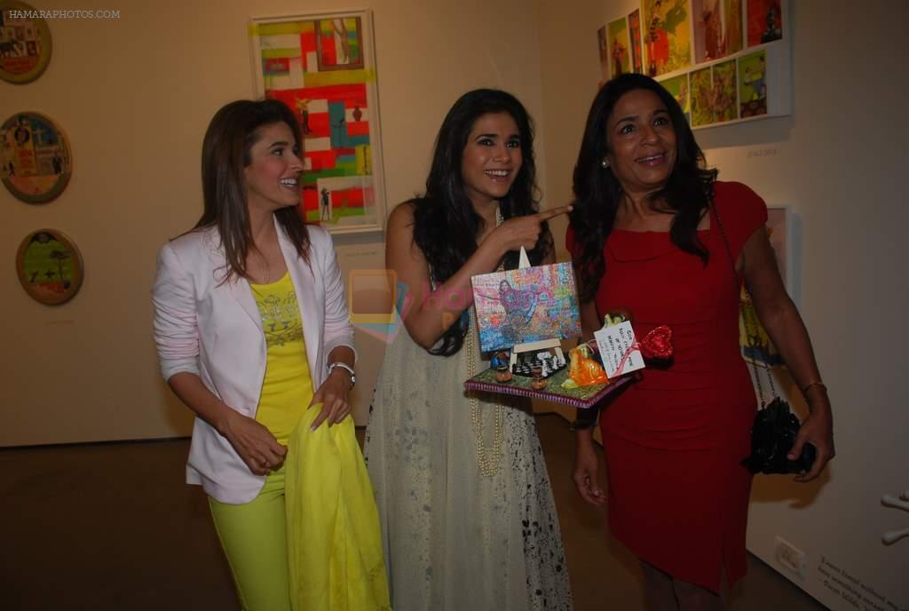 Raageshwari Loomba at Trishla Jain's art event in Mumbai on 10th Feb 2012
