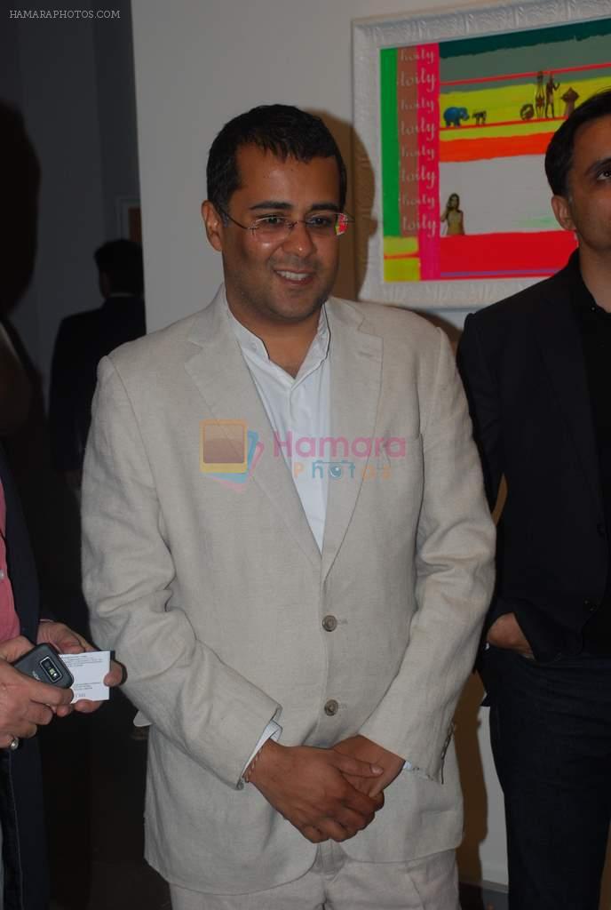Chetan BHagat at Trishla Jain's art event in Mumbai on 10th Feb 2012