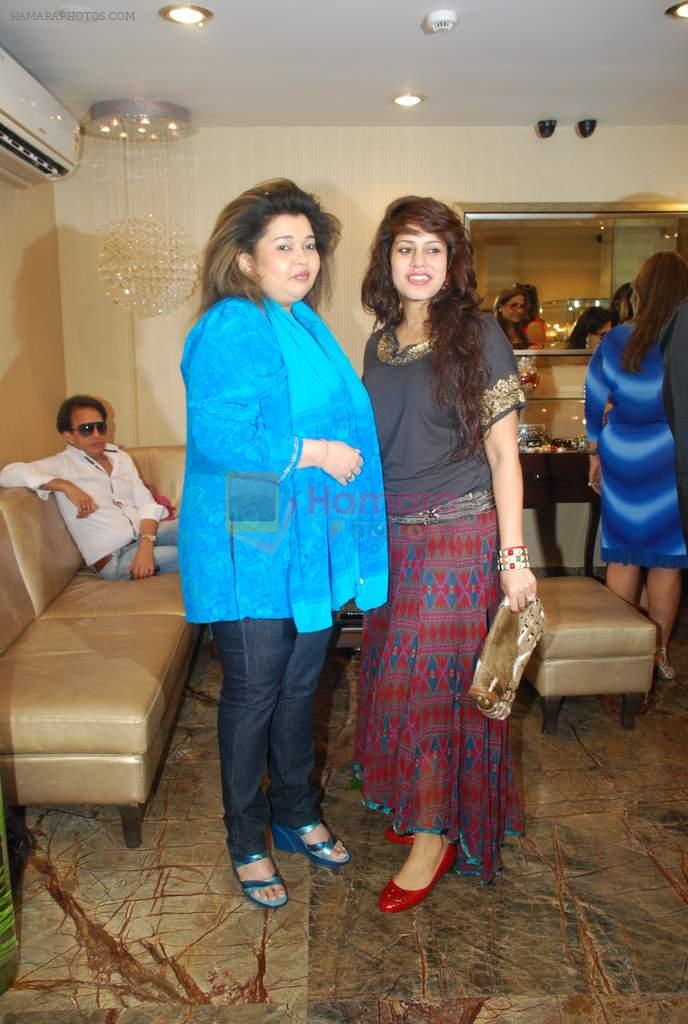 at Faarah Khan Valentine collection launch in Mumbai on 10th Feb 2012
