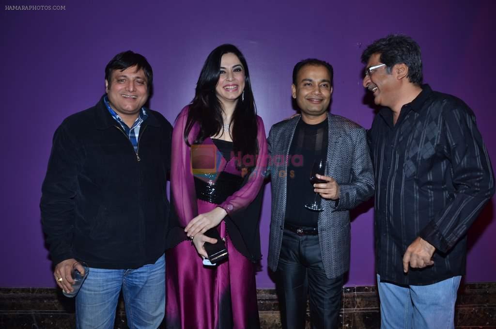 Nargis Bagheri at Kamla Pasand Stardust Post party hosted by Shashikant and Navneet Chaurasiya in Enigma on 13th Feb 2012
