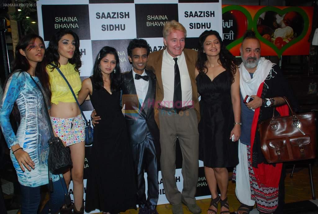 Gary Richardson at Designer Saazish Sidhu and Shaina Singh debut bridal show in Khaugalli on 13th Feb 2012