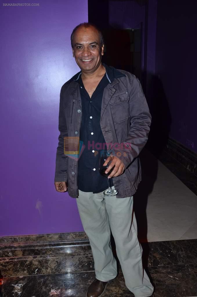 at Kamla Pasand Stardust Post party hosted by Shashikant and Navneet Chaurasiya in Enigma on 13th Feb 2012