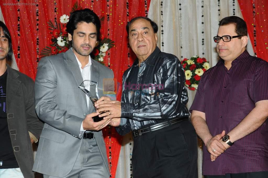 Arjan Bajwa, Ramesh Taurani at Hum Log Awards in Radio club on 20th Feb 2012
