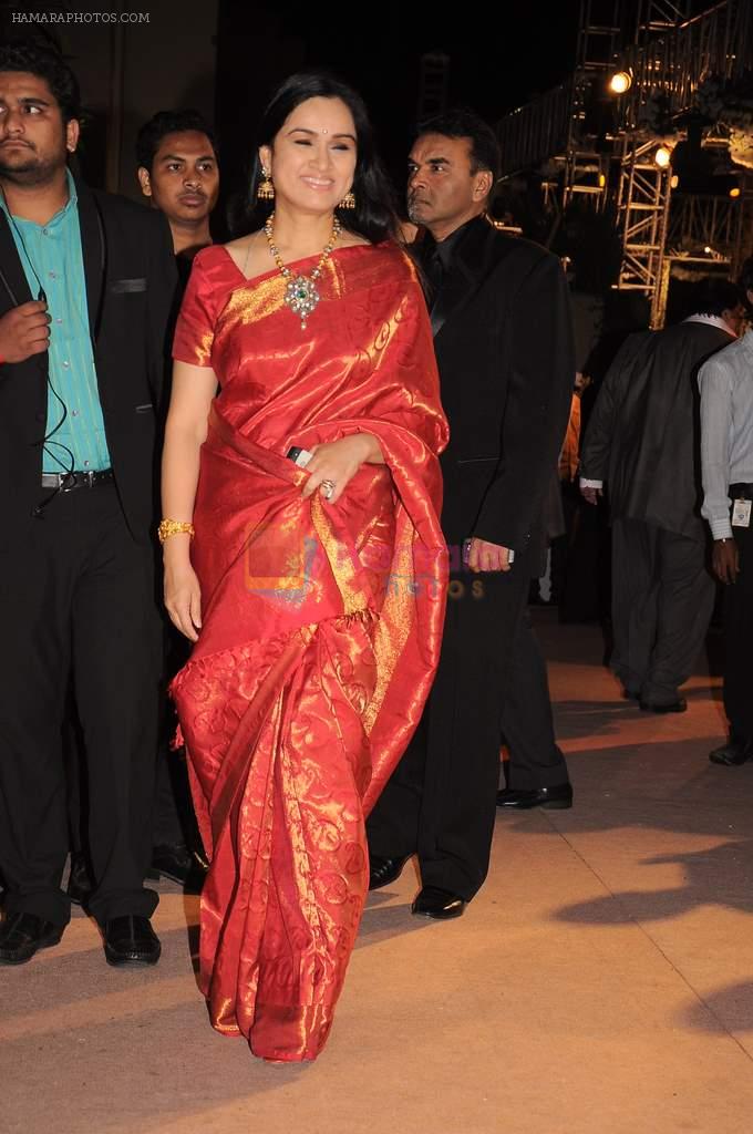 Padmini Kolhapure at the Honey Bhagnani wedding reception on 28th Feb 2012