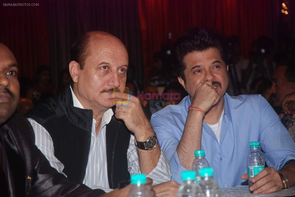 Anupam Kher, Anil Kapoor at Bilingual film Chhodo Kal Ki Baatein film launch in Novotel, Mumbai on1st March 2012