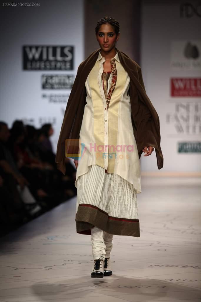 Model walks the ramp for Anju Modi at Wills Lifestyle India Fashion Week Autumn Winter 2012 Day 1 on 15th Feb 2012