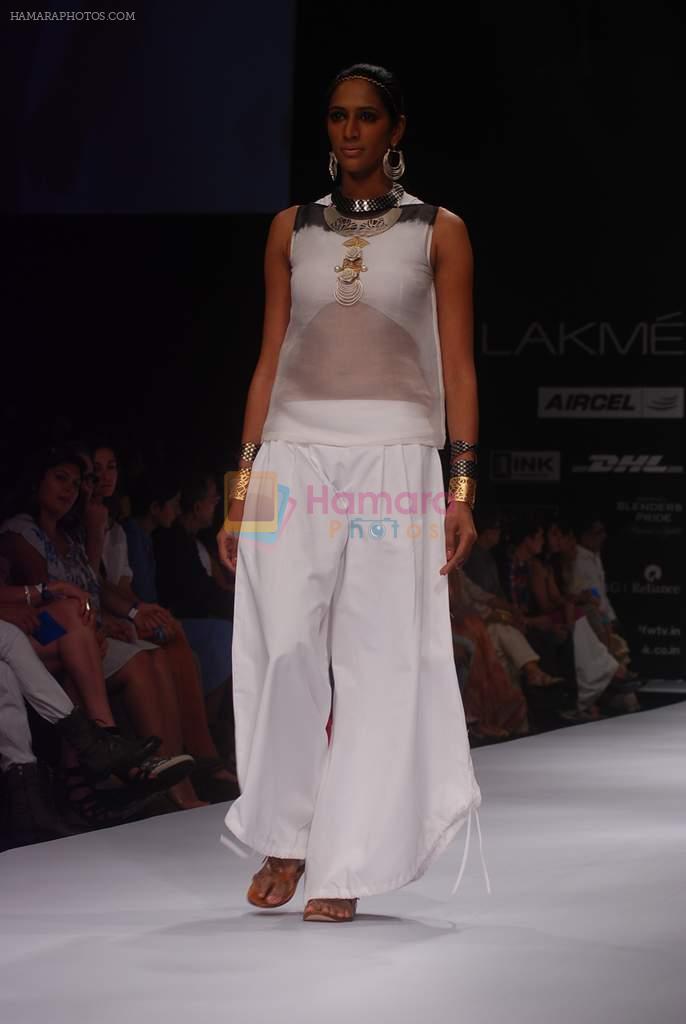 Model walk the ramp for Suhana Pittie Show at lakme fashion week 2012 Day 2 in Grand Hyatt, Mumbai on 3rd March 2012