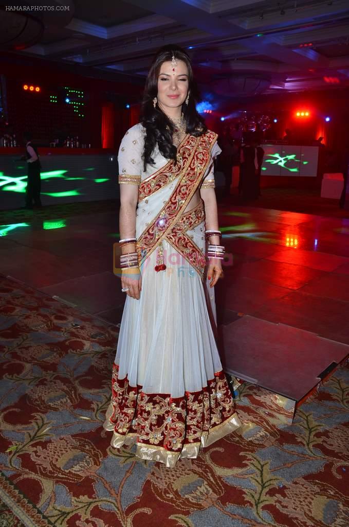 Urvashi Sharma at Sachin Joshi's wedding reception with Urvashi Sharma in J W Marriott, Mumbai on 2nd March 2012