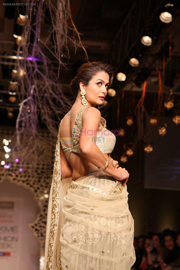 Amrita Arora walk the ramp for Vikram Phadnis Show at lakme fashion week 2012 on 2nd March 2012