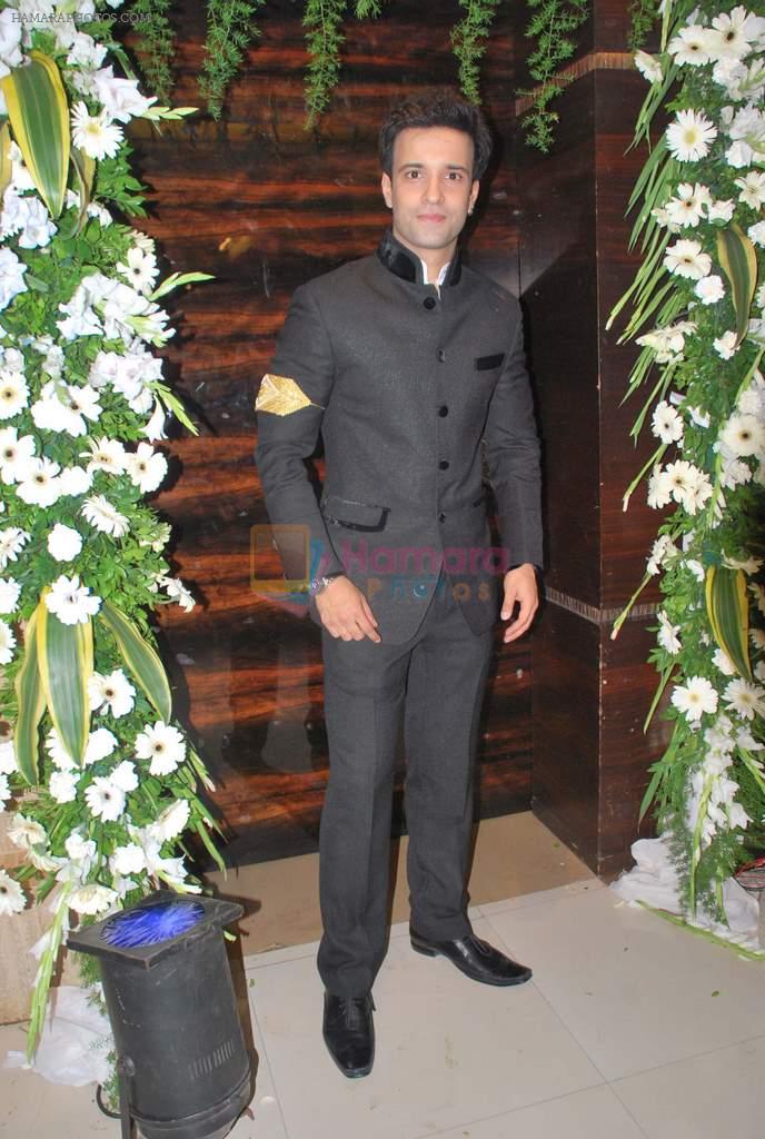 Aamir Ali at Amir Ali's wedding with Sanjeeda Sheikh in Khar Gymkhana, Mumbai on 2nd March 2012