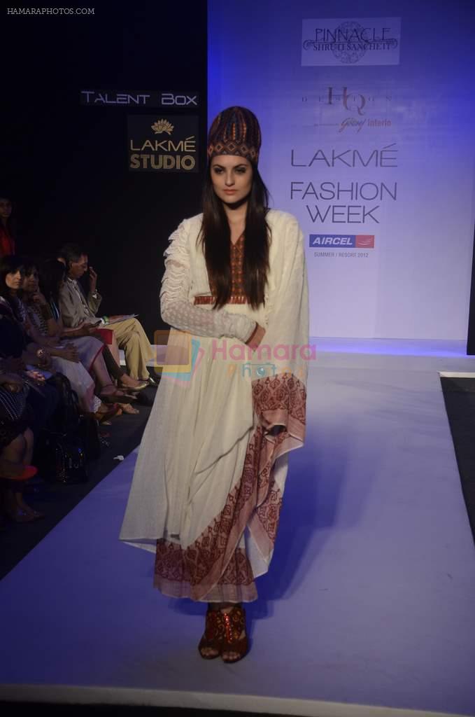 Model walk the ramp for Shruti Sancheti Show at lakme fashion week 2012 Day 3 in Grand Hyatt, Mumbai on 4th March 2012