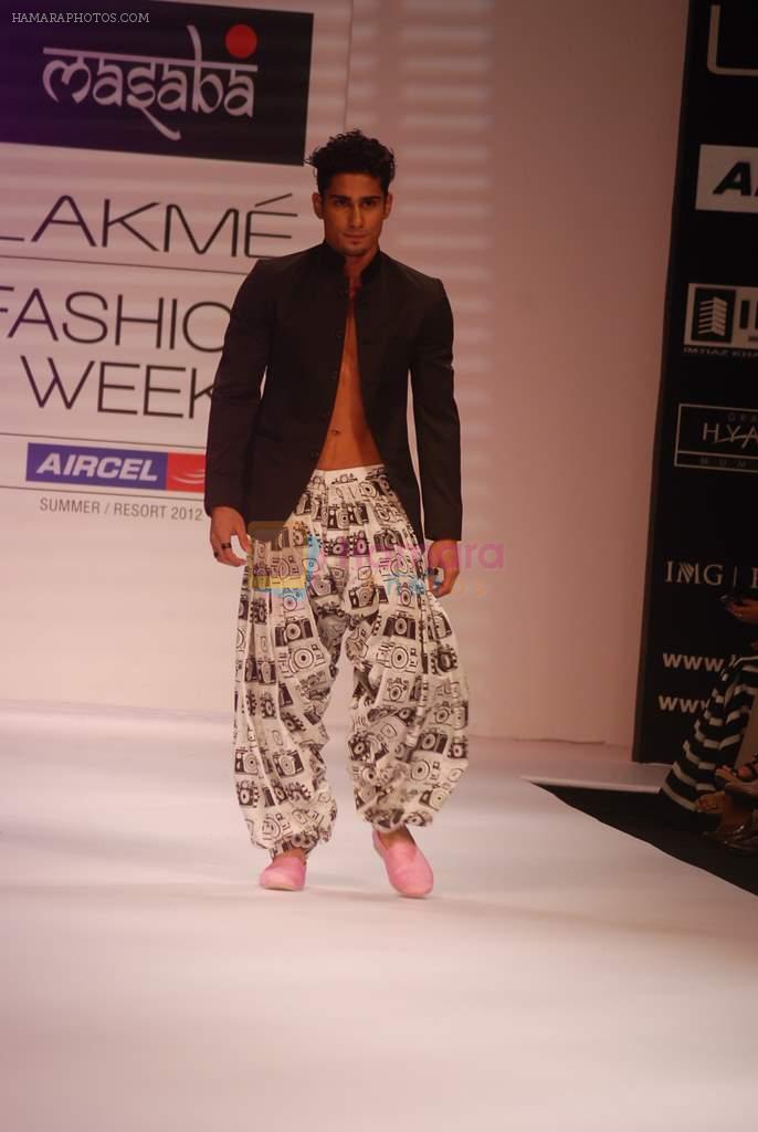 Prateik Babbar walk the ramp for Masaba Show at lakme fashion week 2012 Day 1 in Grand Hyatt, Mumbai on 2nd March 2012