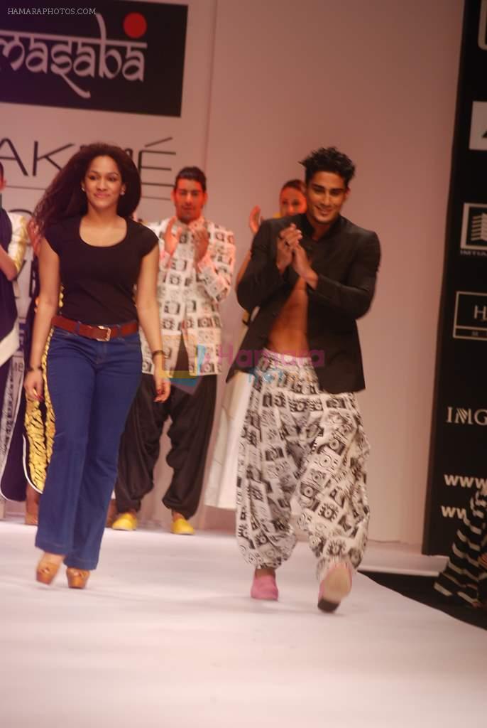Prateik Babbar walk the ramp for Komal Sood Show at lakme fashion week 2012 Day 1 in Grand Hyatt, Mumbai on 2nd March 2012