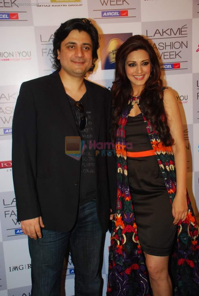 Sonali Bendre, Goldie Behl at Day 4 of lakme fashion week 2012 in Grand Hyatt, Mumbai on 5th March 2012
