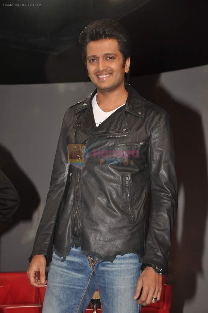 Ritesh Deshmukh on the sets of NDTV show with Raveena in Yashraj on 7th March 2012